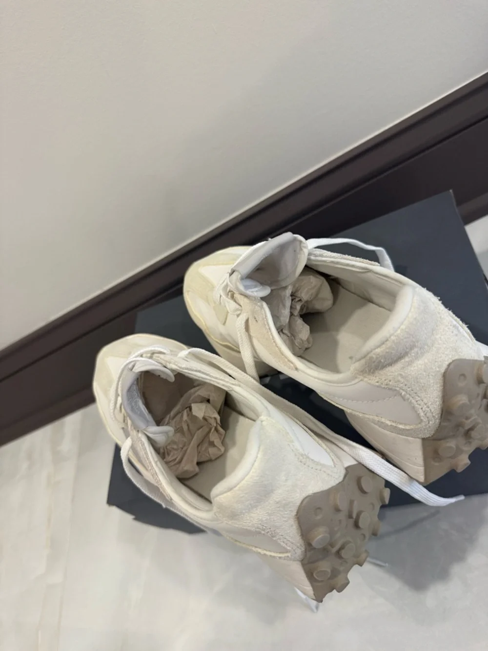 New Balance 327 Cream & Gray Retro Runner Sneakers - Picture 5 of 8